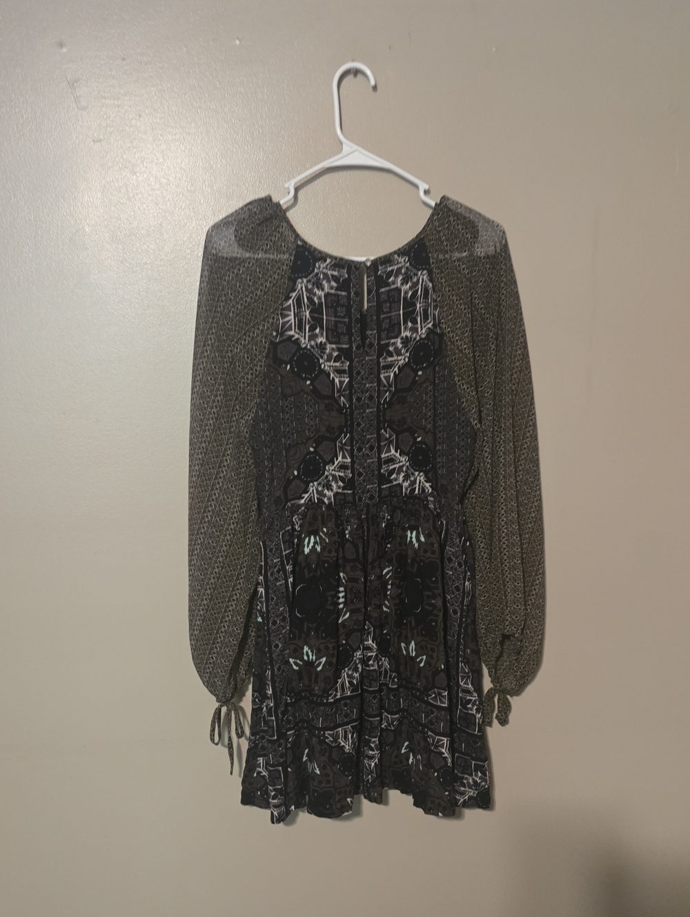 Free People Oskana Long Sheer Sleeve B/W Aqua Gray Peasant Boho Mini Dress 6 - Picture 4 of 4